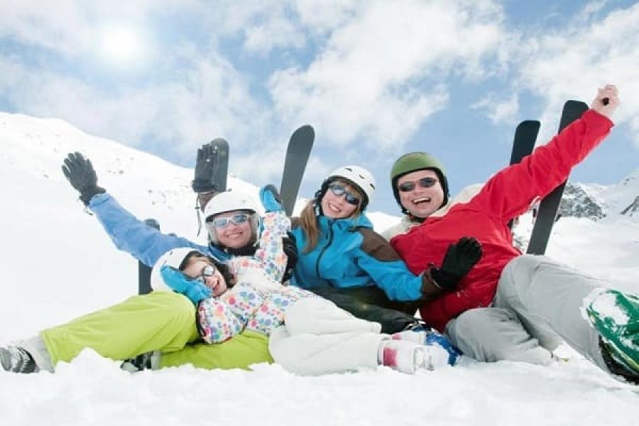 Kashmir Family Tour Package
